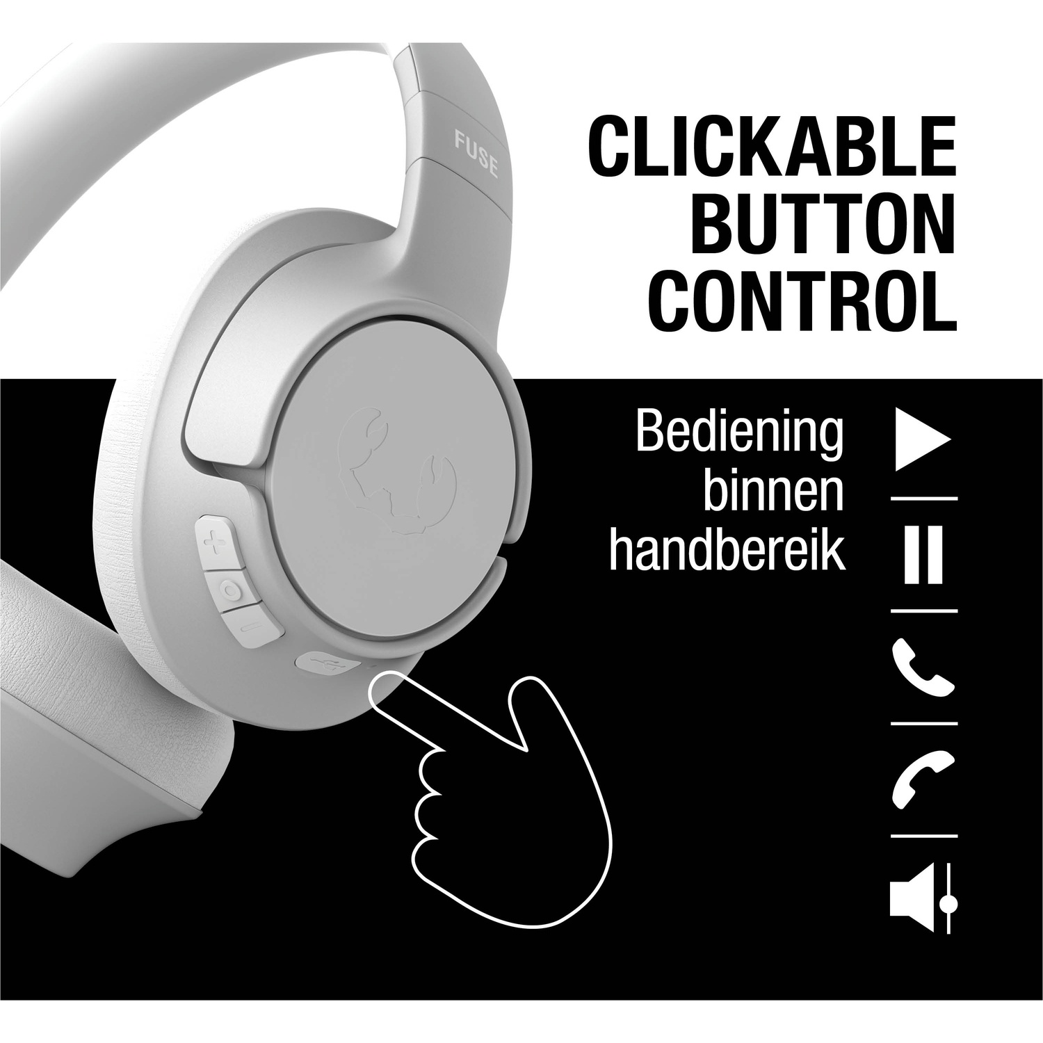 Witte koptelefoon met klikbare knopbediening, hand wijzend, zwart-witte achtergrond met tekst en iconen voor functionaliteit.