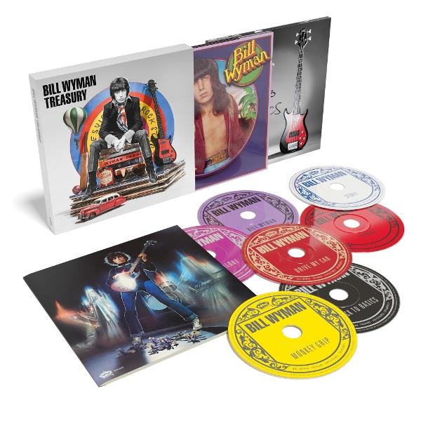 Eine Musikalbum-Sammlung von Bill Wyman. Sichtbar sind Albumcover, CDs und Kunstwerke mit Wyman, Gitarren und Albumtiteln.