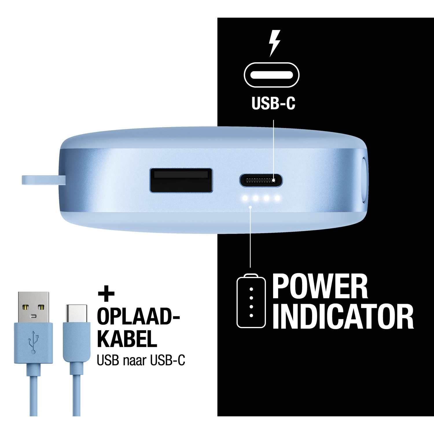 Een lichtblauwe powerbank met USB-C- en USB-poorten, een stroomindicator en oplaadkabels. Zwart-witte achtergrond.