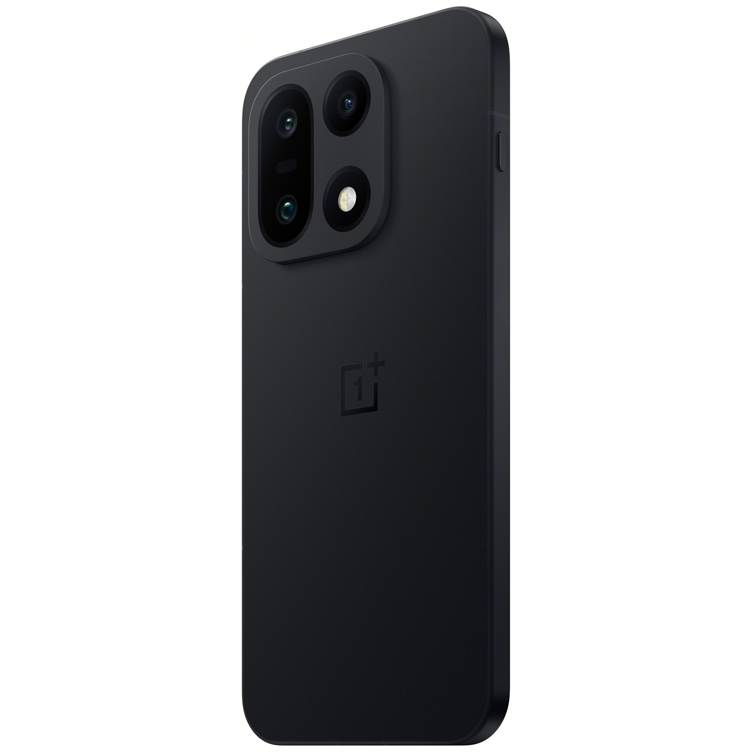 Een zwarte smartphone met een drievoudige cameralens wordt in een hoek weergegeven. Het OnePlus-logo staat op de achterkant.