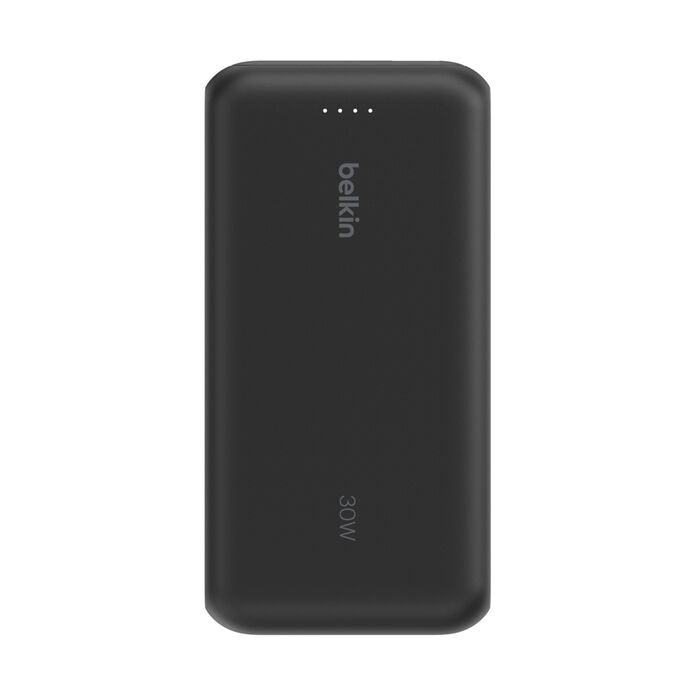 Batería externa Belkin 30W negra. Tiene el logotipo de Belkin y cuatro puntos indicadores. La batería externa está sobre un fondo blanco.