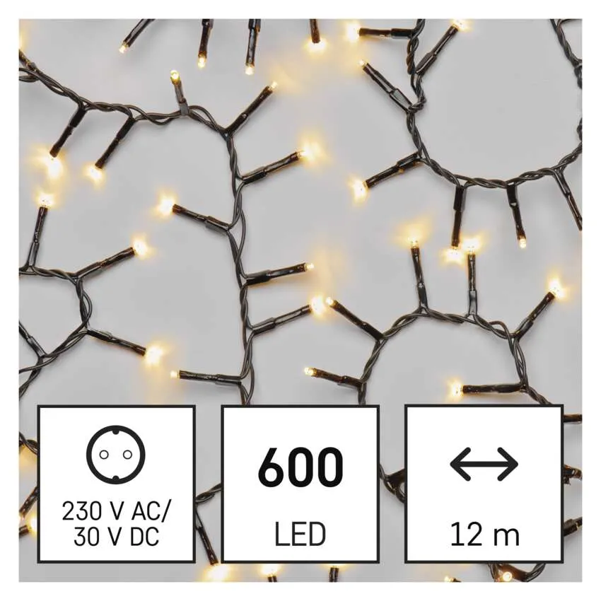 Füzérfények 600 LED-del, 12 m hosszú, teljesítmény részletekkel a dobozokban. A lámpák be vannak kapcsolva.