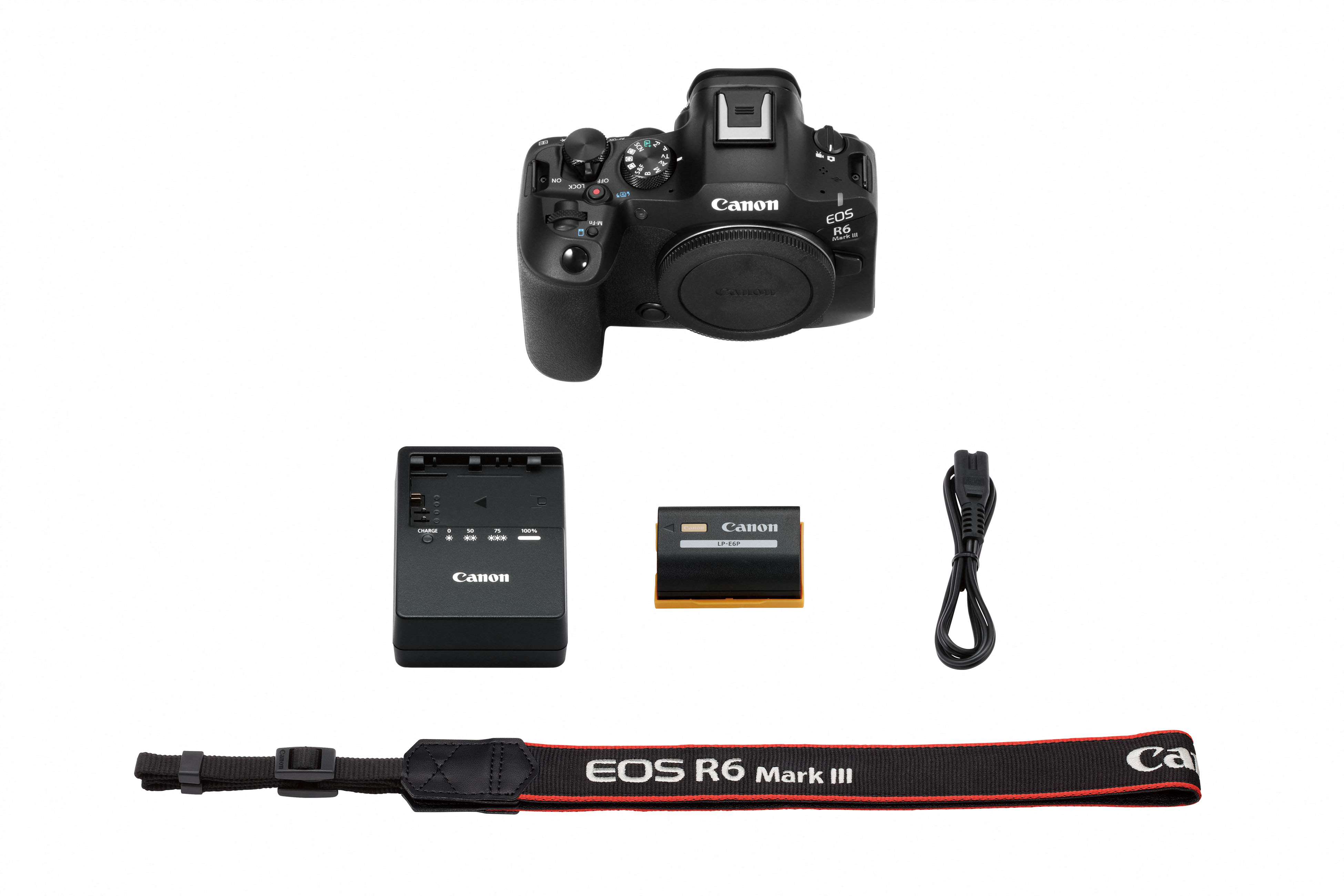 Eine Canon EOS R6 Mark III Kamera und Zubehör: Ladegerät, Akku, Gurt und Netzkabel auf weißem Untergrund.