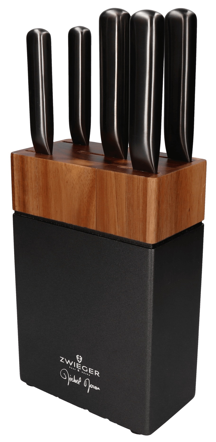 Blok na noże z pięcioma czarnymi nożami. Blok jest czarny i drewniany. Marka jest widoczna.