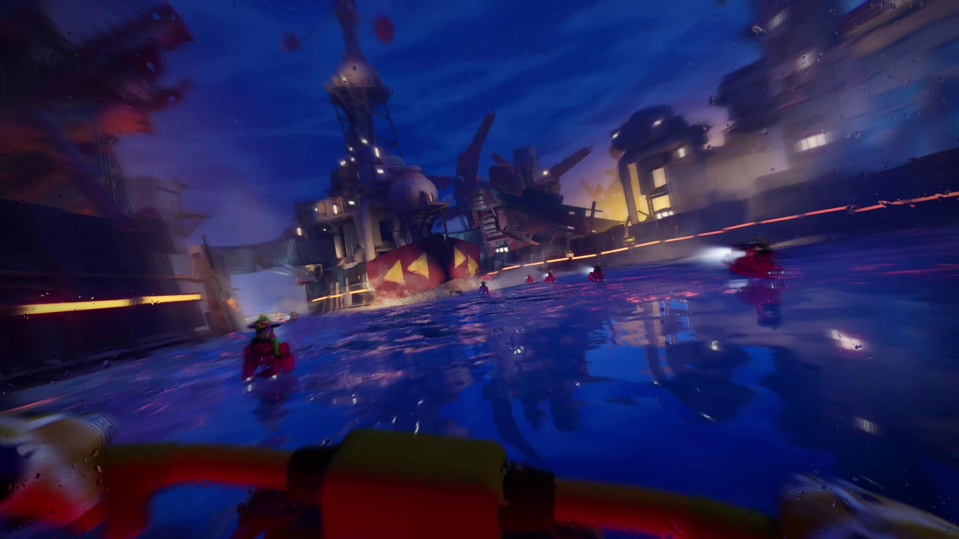 Nocna scena z budynkami i wodą. Ludzie na czerwonych pojazdach jadą. Niebo jest granatowe.