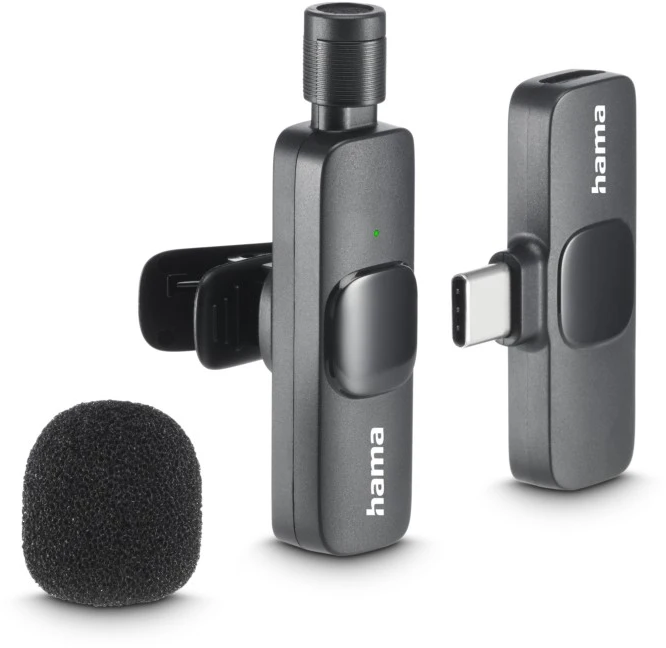 Ensemble micro sans fil Hama trois pièces. Comprend un émetteur à clip, un récepteur avec connecteur USB-C et une bonnette anti-vent en mousse.
