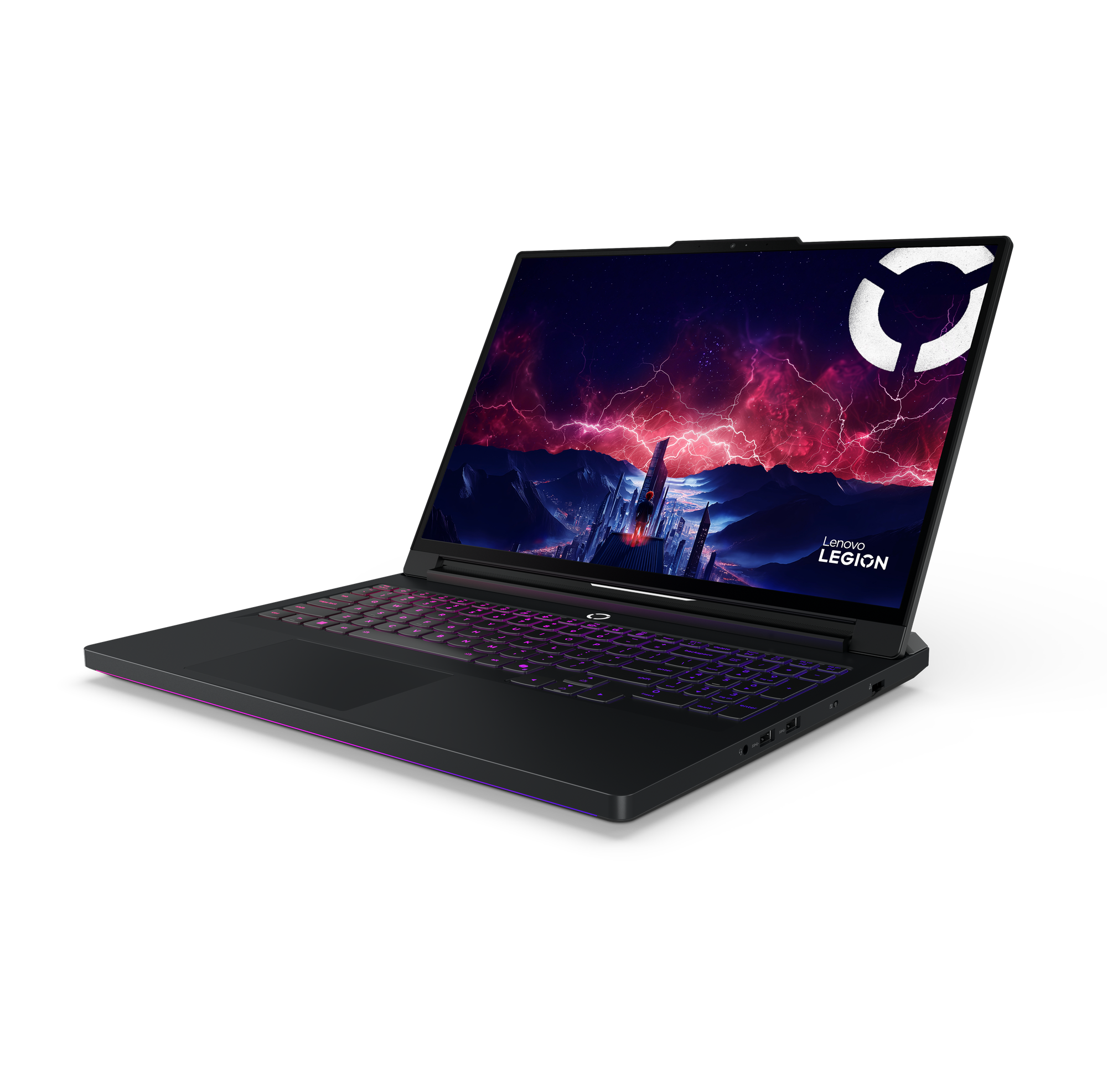 Schwarzer Lenovo Legion Laptop mit leuchtender lila Tastatur. Der Bildschirm zeigt eine Stadtlandschaft mit roten und violetten Farbtönen.