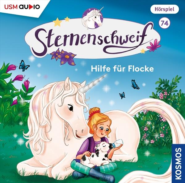 Illustration zeigt ein Mädchen, das ein Lamm neben einem Einhorn füttert. Schmetterlinge und Blumen sind im Hintergrund. Buchtitel: Sternenschweif.