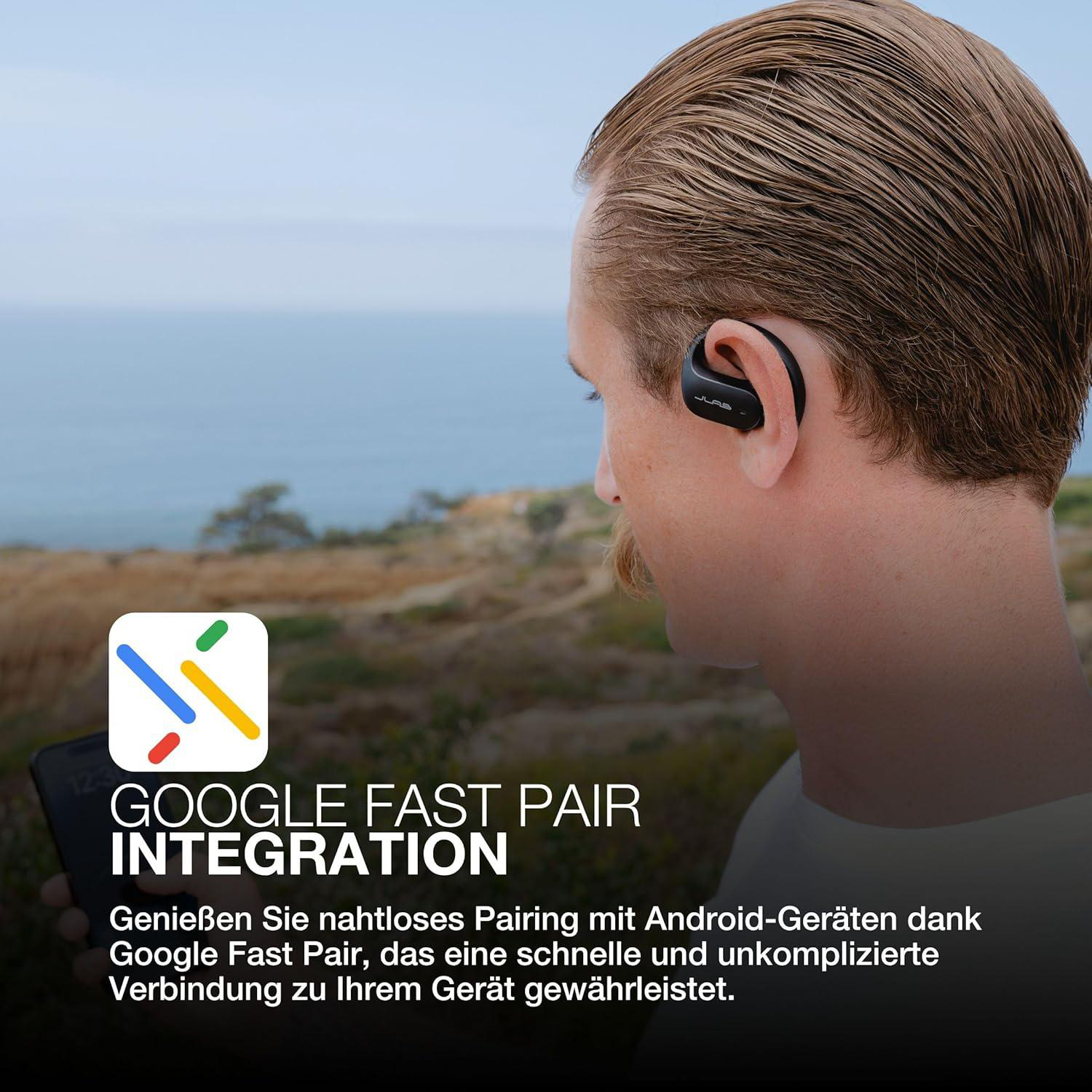 Ein Mann mit Kopfhörer im Freien. Der Text besagt Google Fast Pair Integration.
