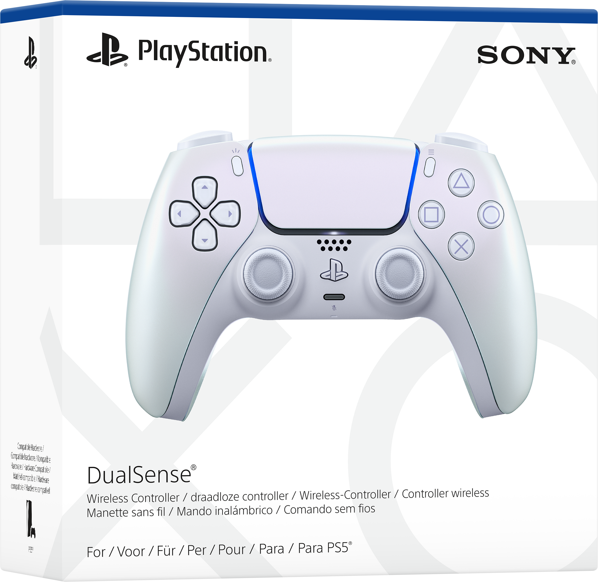 Controller DualSense PlayStation bianco su scatola. Pulsanti, D-pad e joystick. Loghi PlayStation e Sony visibili.