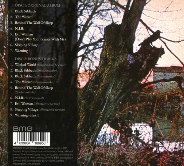 CD-Cover mit Titelliste. Ein Vogel sitzt auf einem Baumstamm. Im Hintergrund ein Gebäude und Vegetation.