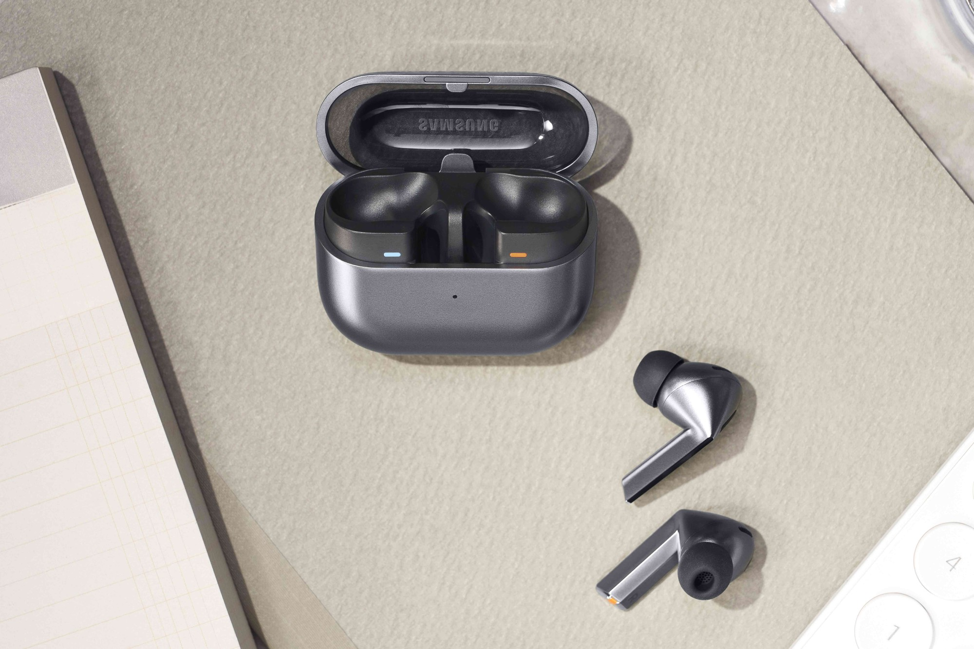Słuchawki bezprzewodowe (TWS) SAMSUNG Galaxy Buds 3 Pro ANC