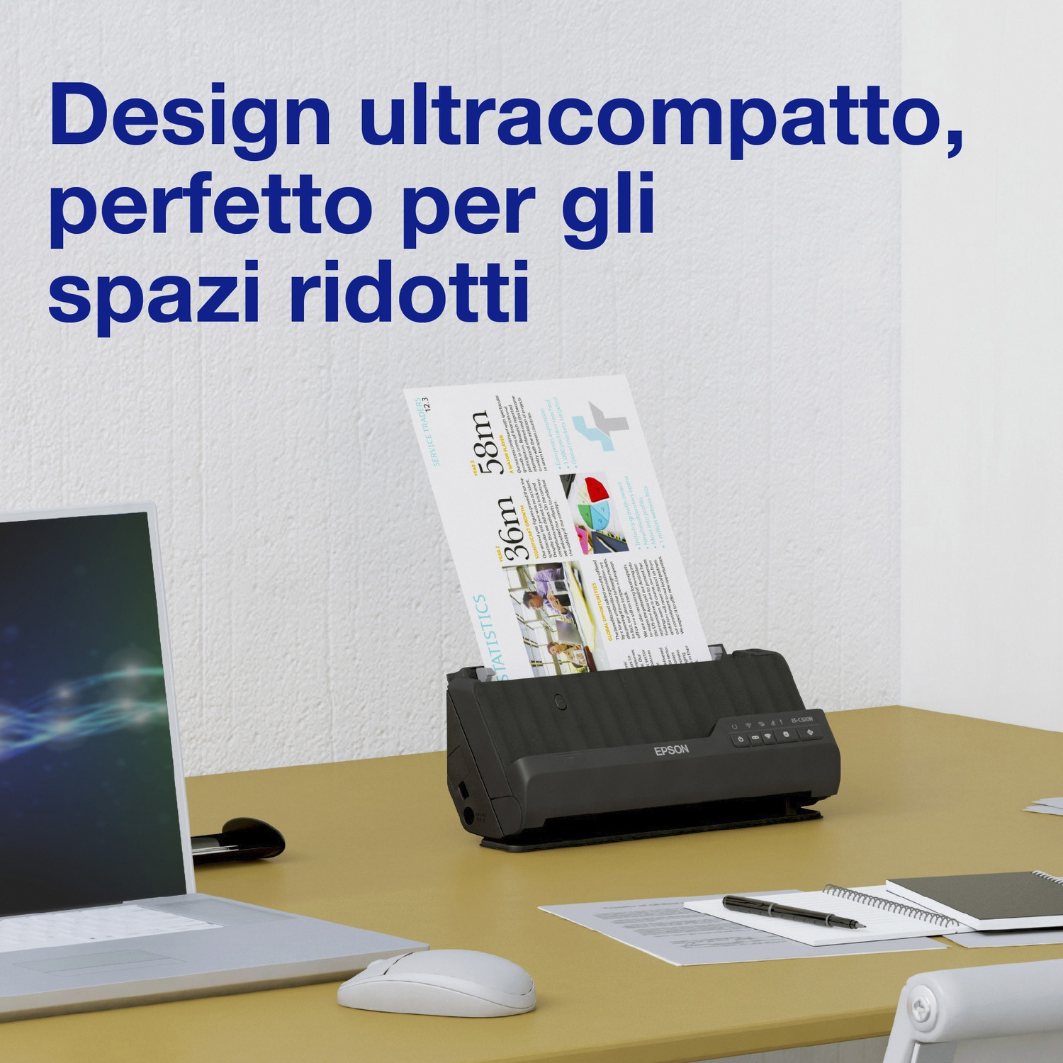 Uno scanner nero con un documento è su una scrivania gialla. Un laptop, un mouse, una penna e un taccuino sono anche sulla scrivania.