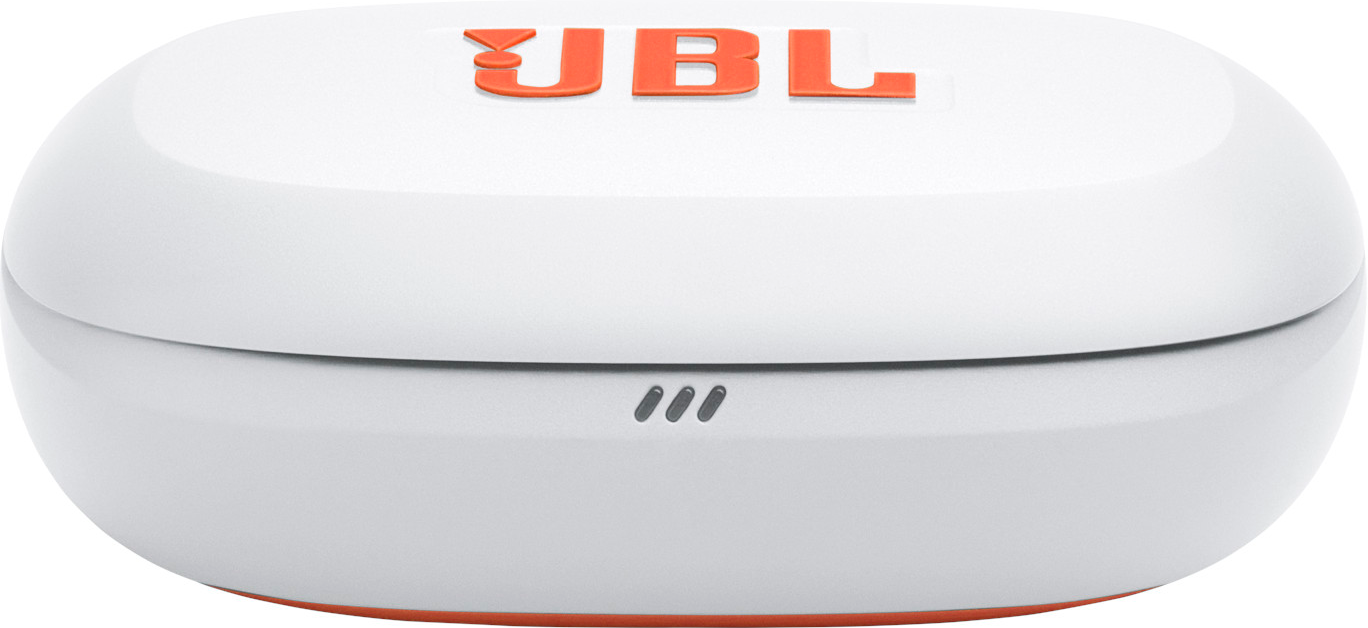 Étui blanc pour écouteurs JBL. Logo JBL orange en haut. Trois points en bas. Accent orange en bas.