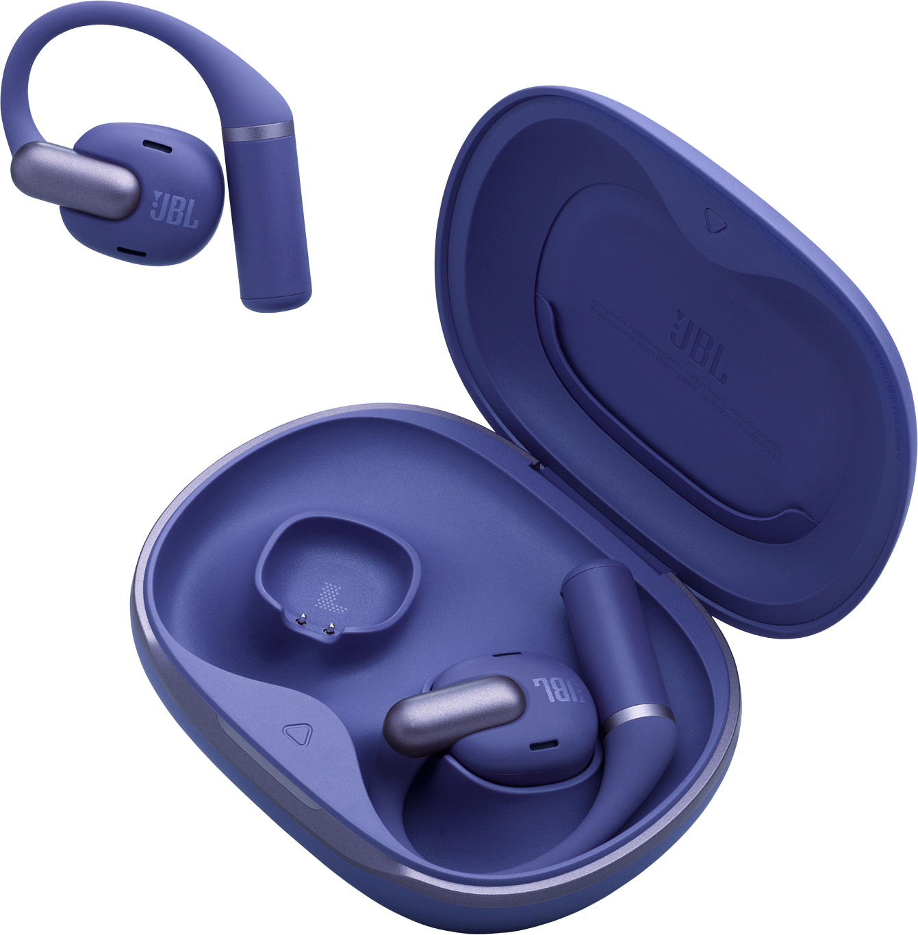Blaue JBL-Ohrhörer und Ladeetui auf schwarzem Hintergrund. Ein Ohrhörer separat. Etui offen, ein Ohrhörer innen.