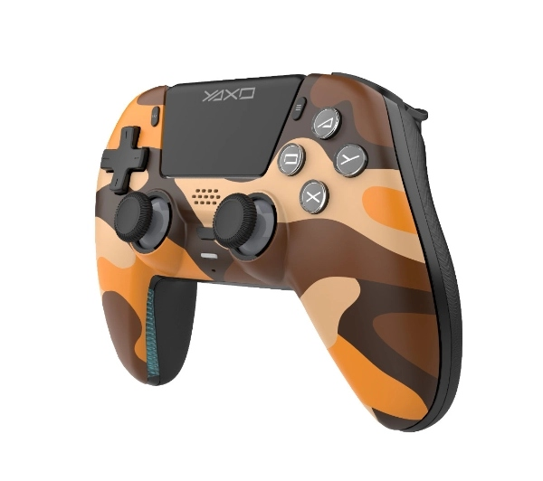 Kontroler YAOX w kamuflażu. Ma przyciski, gałki analogowe i panel dotykowy. Kolory to brązowy, beżowy i pomarańczowy.