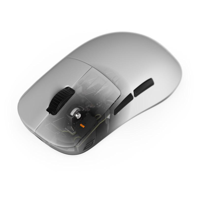 Eine weiße und graue Computermaus mit sichtbaren internen Komponenten. Sie hat ein Scrollrad, zwei Seitentasten und eine transparente Oberseite.