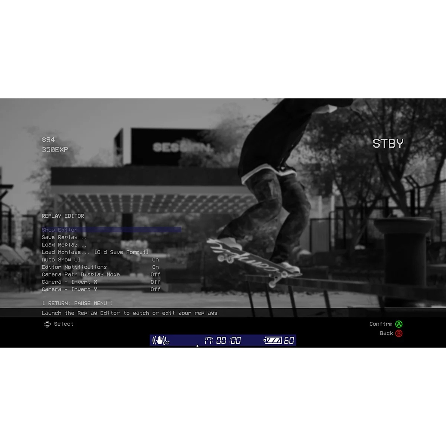 Een skateboarder in beweging. Spelmenu met opties en een timer. Batterij-icoon en andere UI-elementen zijn zichtbaar.