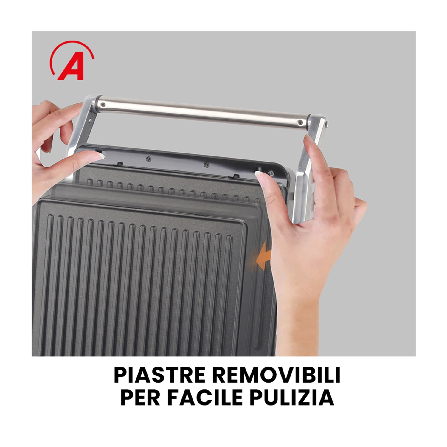 Le mani tengono una griglia. La griglia è nera. Lo sfondo è grigio. Il testo dice piastre rimovibili per una facile pulizia.