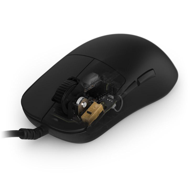 Schwarze Computermaus mit durchsichtigem Design, das interne Komponenten wie Tasten, Rad und Leiterplatte zeigt. Ein Kabel ist angebracht.