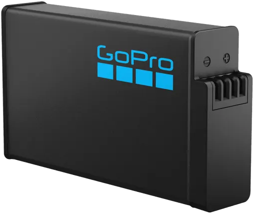 Schwarzer GoPro-Akku. Das GoPro-Logo ist blau. Der Akku hat eine quadratische Form mit einem Anschluss auf einer Seite.