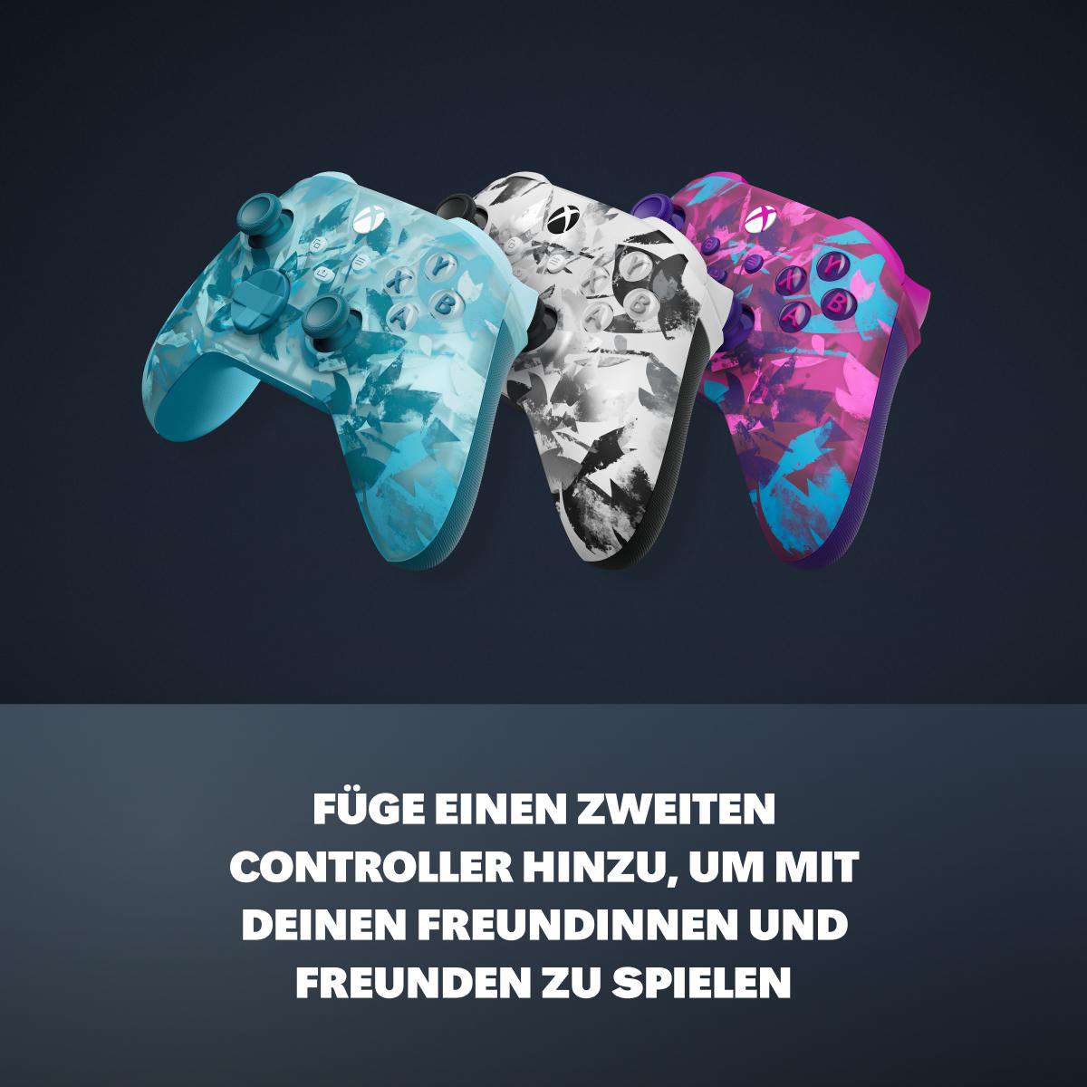 Drei bunte Gamecontroller, blau, schwarz-weiß und pink, auf dunklem Hintergrund angeordnet. Text unten: Füge einen zweiten Controller hinzu.