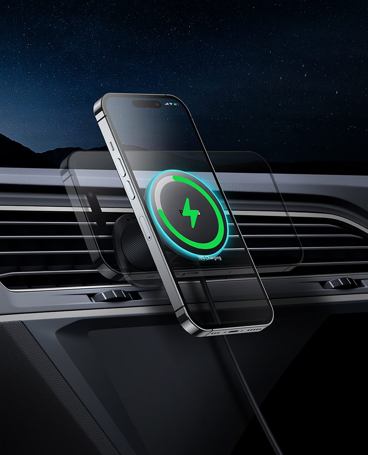 Un teléfono cargando en un coche. La pantalla muestra un símbolo de carga. El teléfono está montado en un soporte magnético.