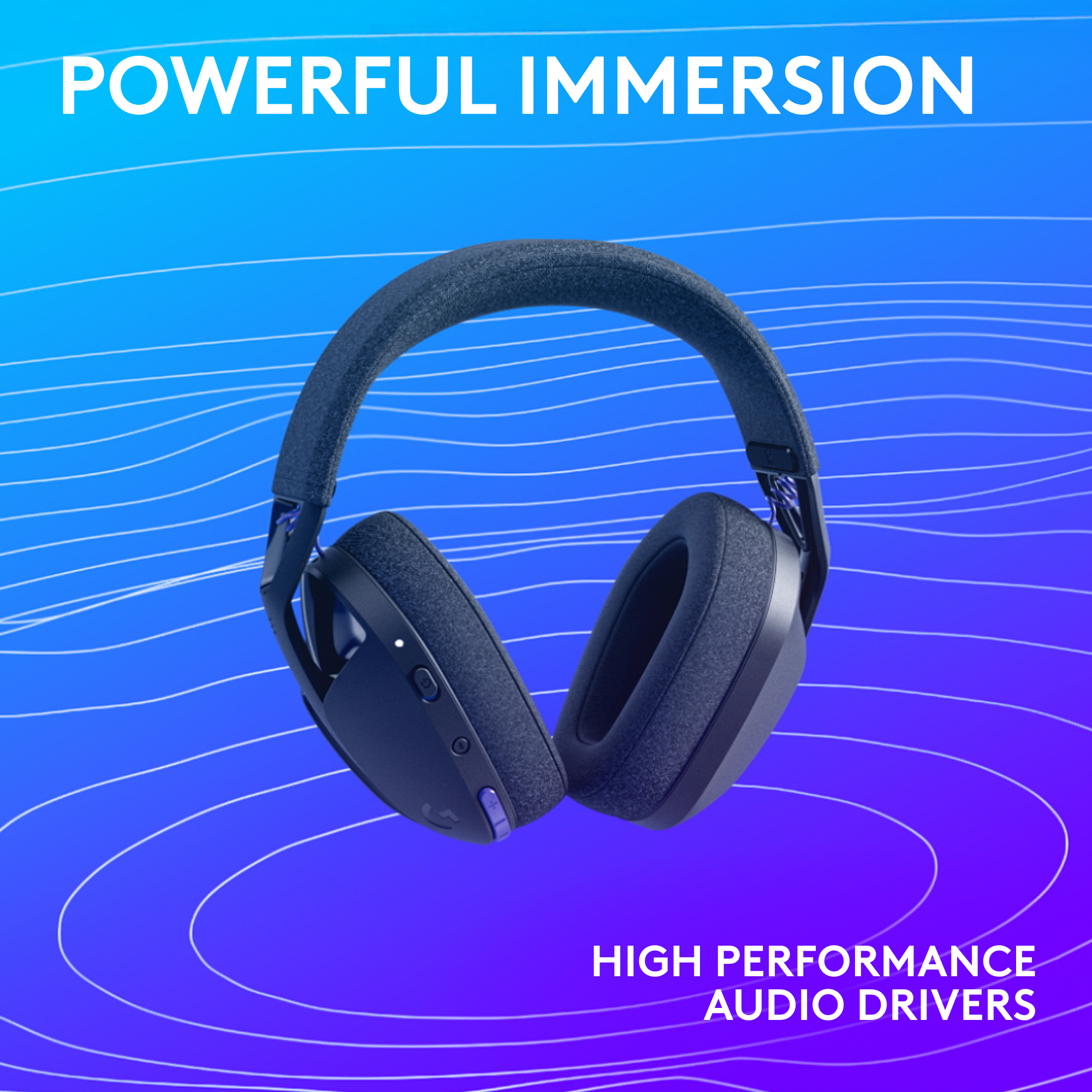 Cuffie su sfondo blu sfumato. Testo: "Powerful Immersion" e "High Performance Audio Drivers".