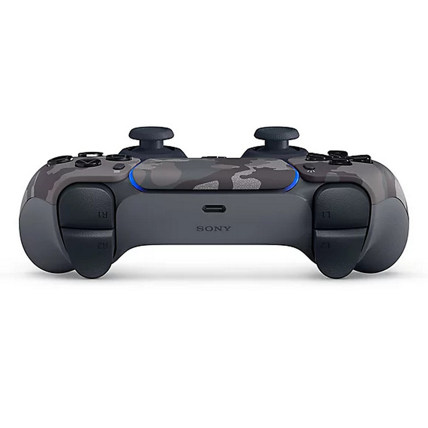 Un mando de PlayStation 5 gris y camuflado está centrado. Tiene dos joysticks, botones y un puerto USB-C. La marca 'SONY' es visible.
