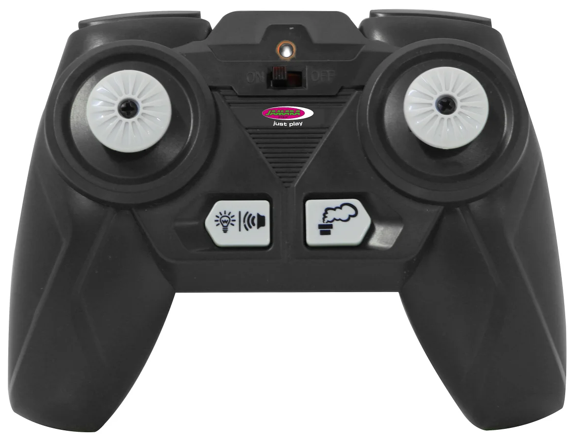 Fekete távirányító fehér gombokkal, két joystickkal. Fény, hang és füst ikon gombok. A márkajelzés látható.