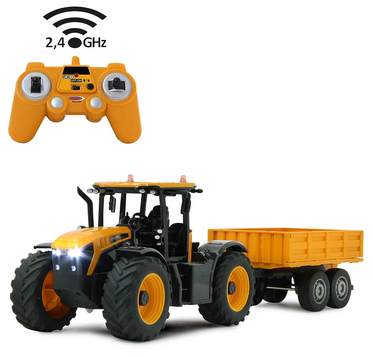 Egy sárga játék traktor pótkocsival látható. A távirányító bal felső sarokban van. A traktor fekete kerekekkel és sárga kabinnal rendelkezik.
