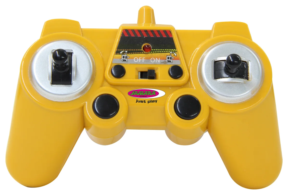 Sárga távirányító fekete joystickokkal és gombokkal. Van rajta egy 'OFF ON' kapcsoló és egy logó. Fehér alapon izolálva.