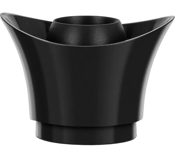 Czarny, stylizowany, abstrakcyjny obiekt przypominający wazon lub misę. Ma rozkloszowany, zakrzywiony kształt z centralnym, cylindrycznym otworem.