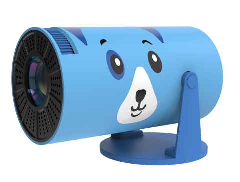 Niebieski projektor w kształcie misia z obiektywem, podstawą i twarzą z kreskówki z boku. Ma białe tło.