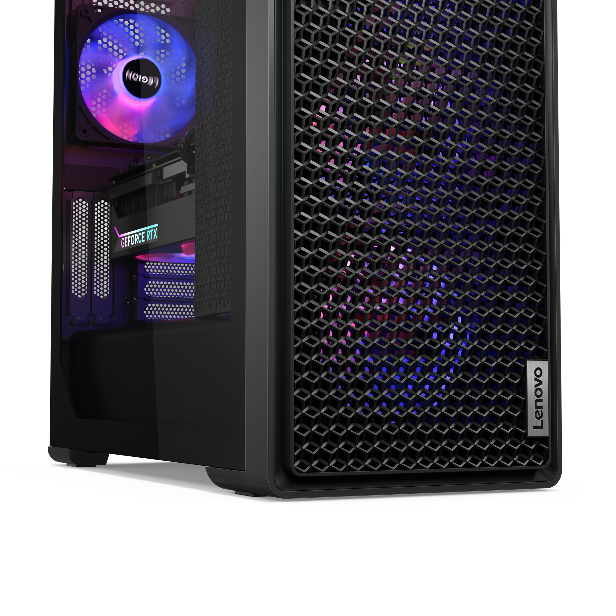 Schwarzes Lenovo PC-Gehäuse mit Mesh-Front, zeigt interne Komponenten. Lüfter leuchtet lila/blau. GeForce RTX-Karte sichtbar.