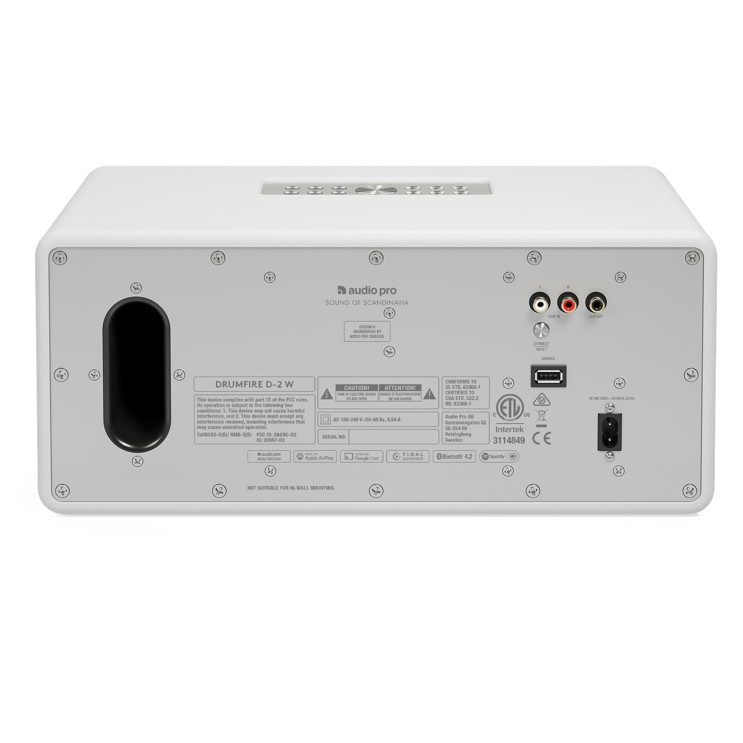 Witte Audio Pro-luidspreker met zwarte poort, diverse ingangen en merkdetails op de achterkant.