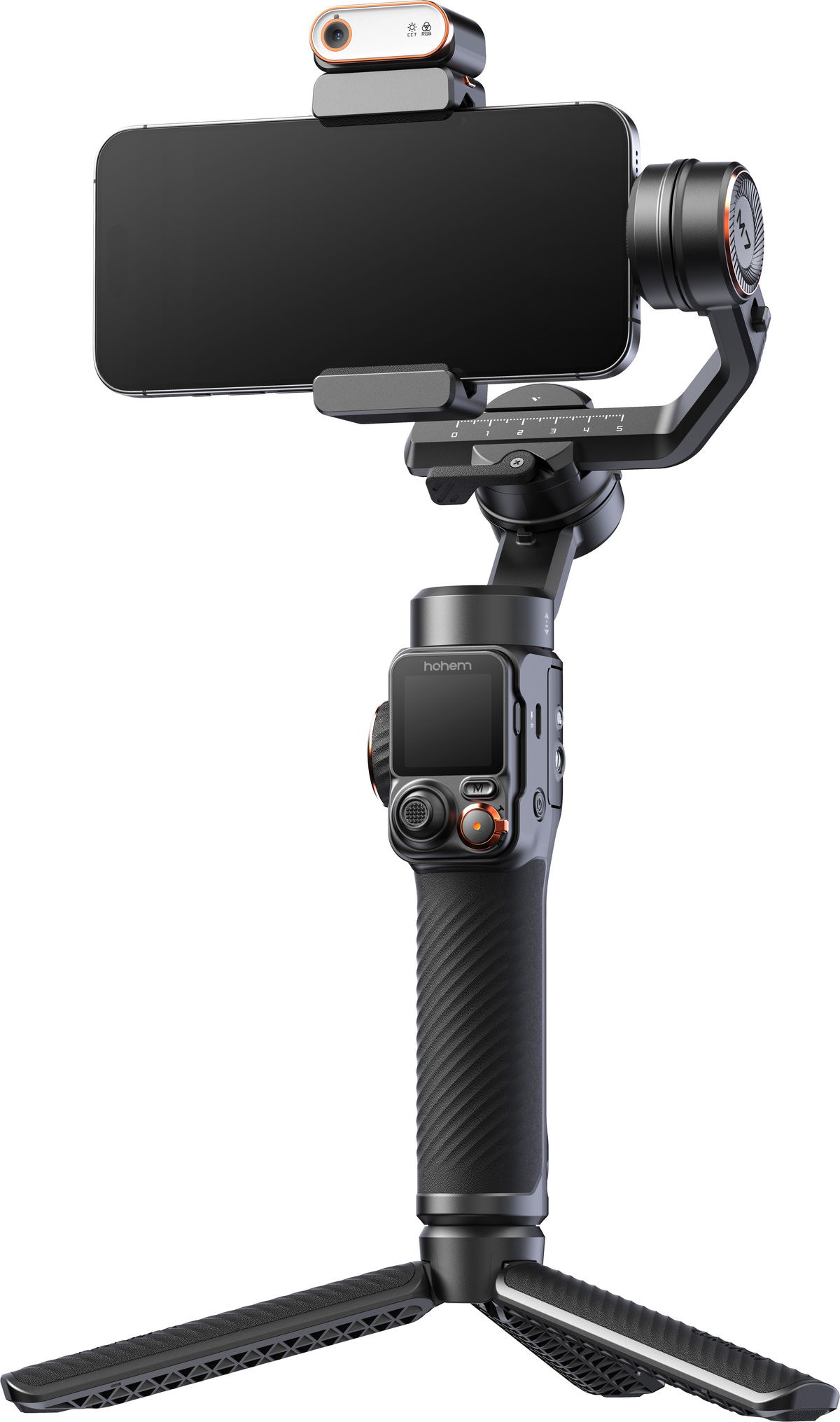 Ein schwarzer Gimbal mit einem befestigten Telefon. Über dem Telefon befindet sich eine Kamera. Der Gimbal hat einen Griff und einen Stativfuß.