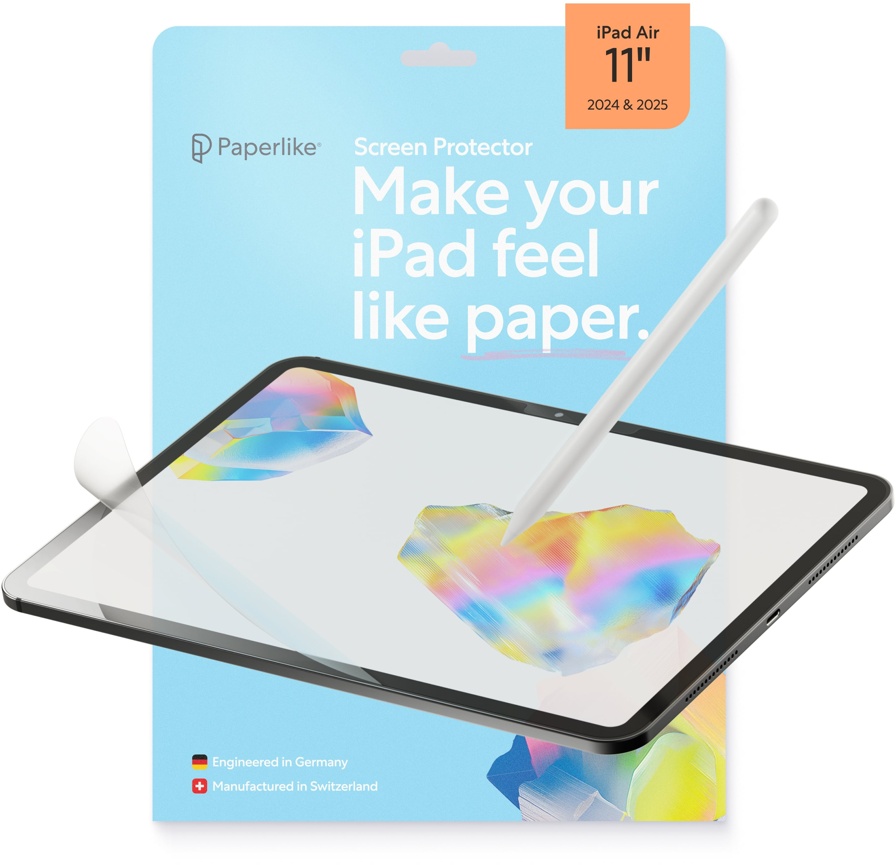 Un iPad con protezione schermo e stilo. La protezione ha un motivo colorato. Lo sfondo è azzurro.