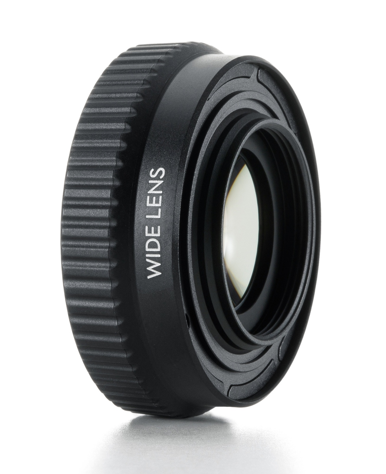 Czarny obiektyw szerokokątny z napisem 'WIDE LENS' z boku, na białym tle. Obiektyw jest cylindryczny.