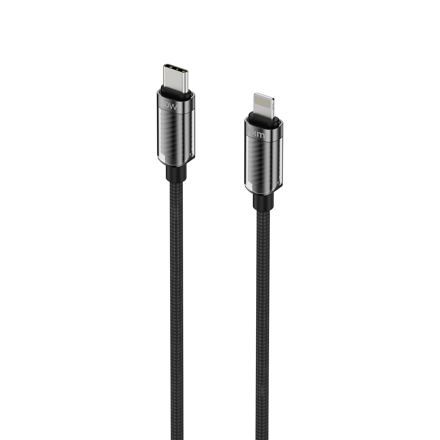 Metalik konektörlü iki siyah şarj kablosu. Biri 30W işaretli USB-C, diğeri hkm işaretli Lightning, her ikisi de siyah örgülü kabloda.