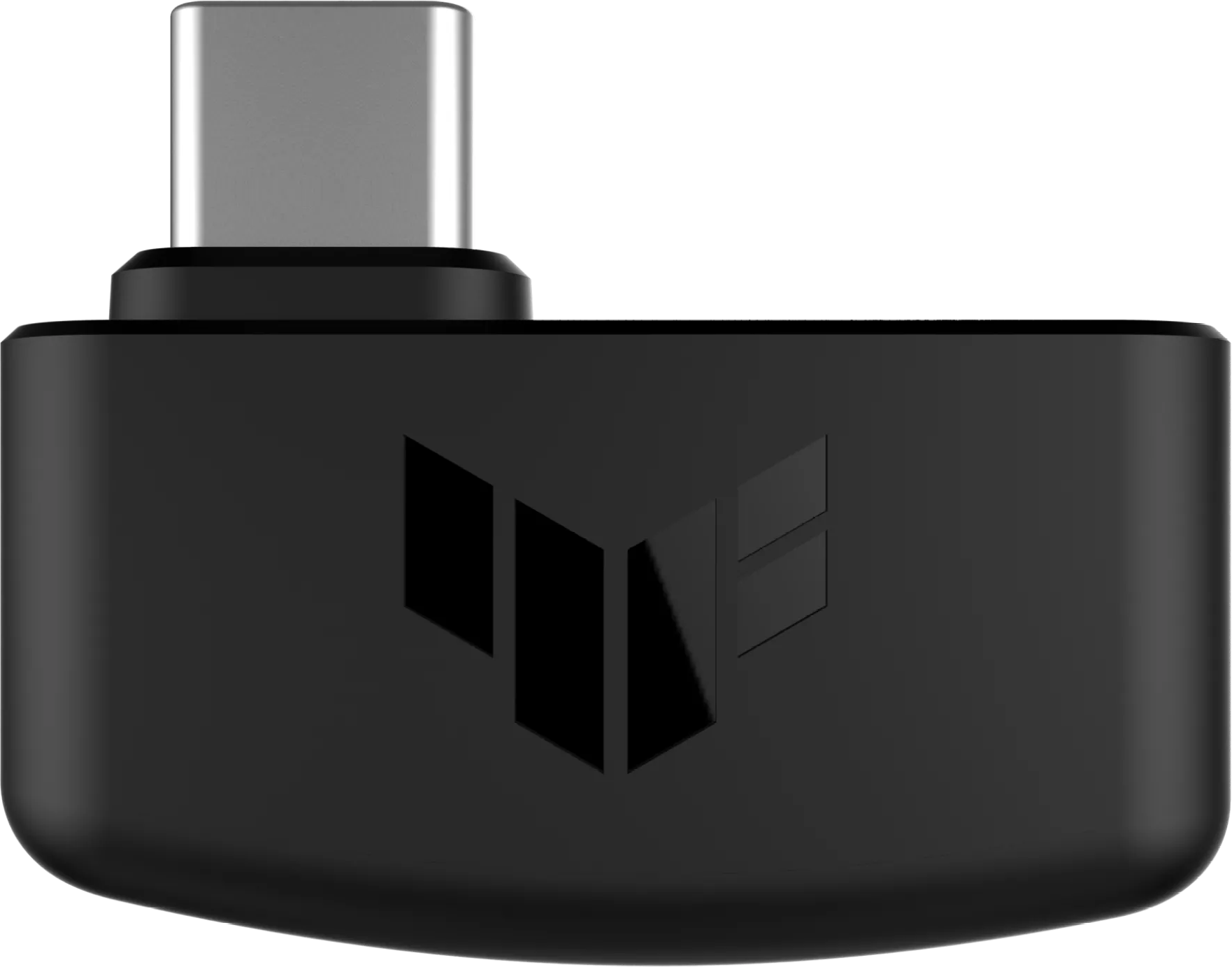 Un adattatore USB-C nero con connettore argentato. Ha un logo con tre linee angolate e due piccoli quadrati.
