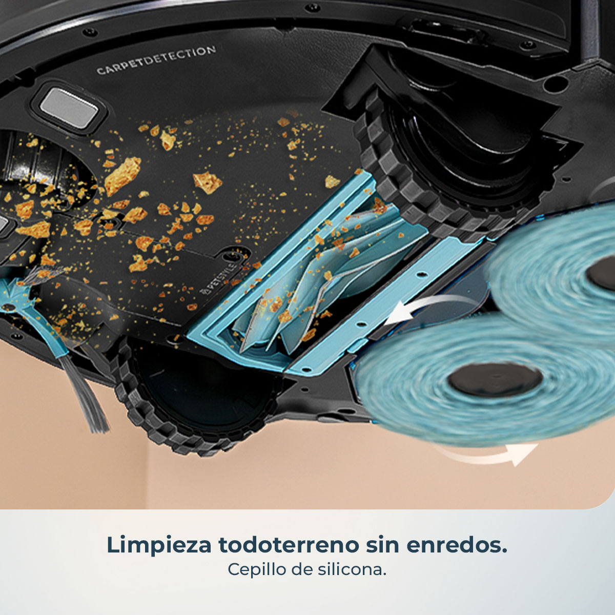 Detalle inferior de un robot aspirador. Componentes negros y azules con cepillos giratorios y residuos, limpiando una superficie.