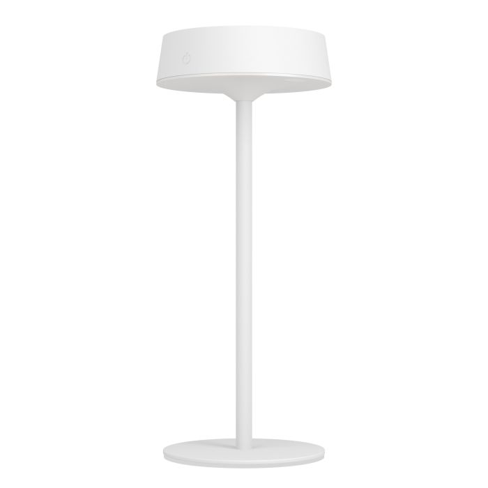 Eine weiße, moderne Tischlampe. Sie hat einen runden Fuß, einen hohen, dünnen Stiel und einen kreisförmigen Lampenschirm.