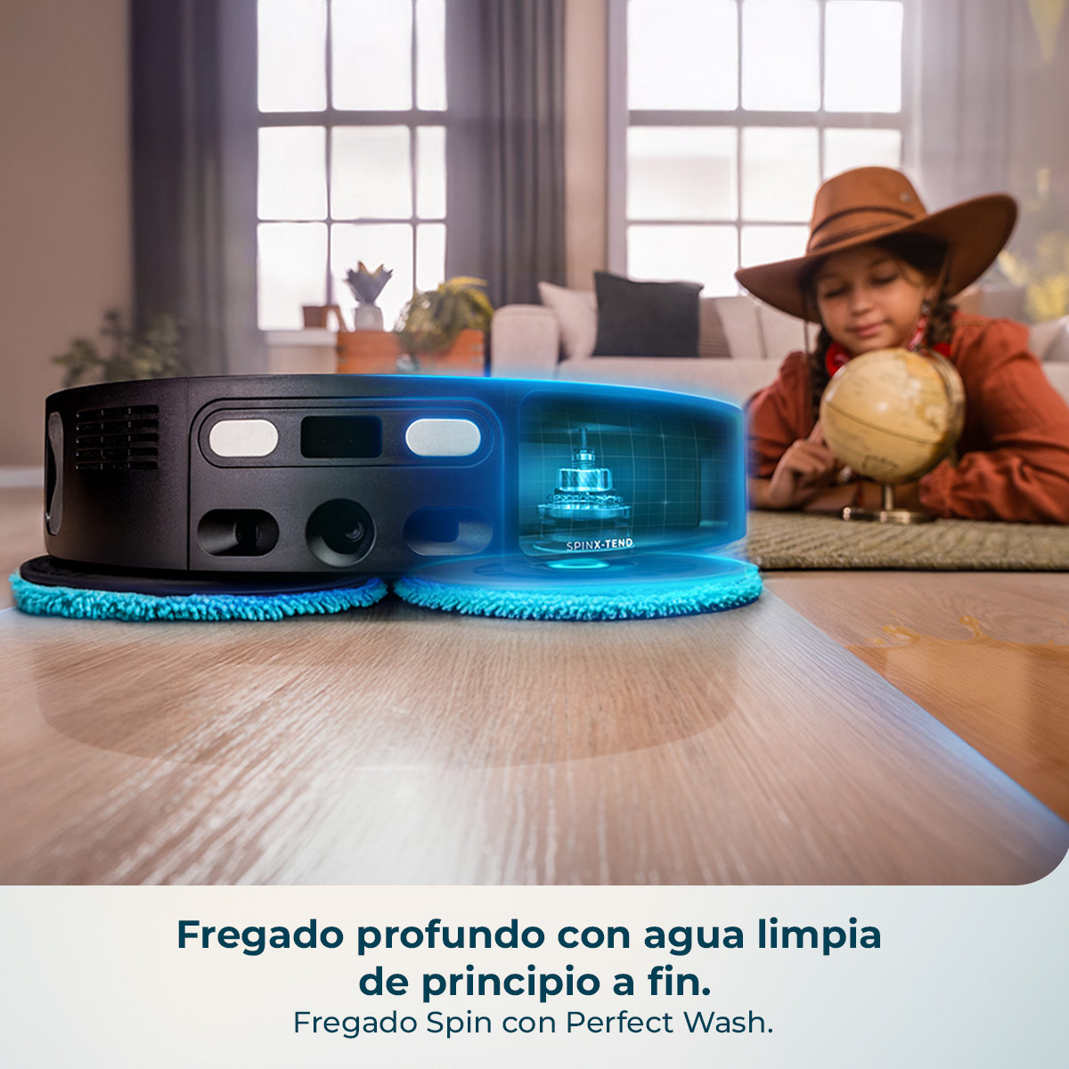 Un robot limpiador con una almohadilla azul limpia un suelo de madera. Una niña con sombrero estudia un globo en el fondo.