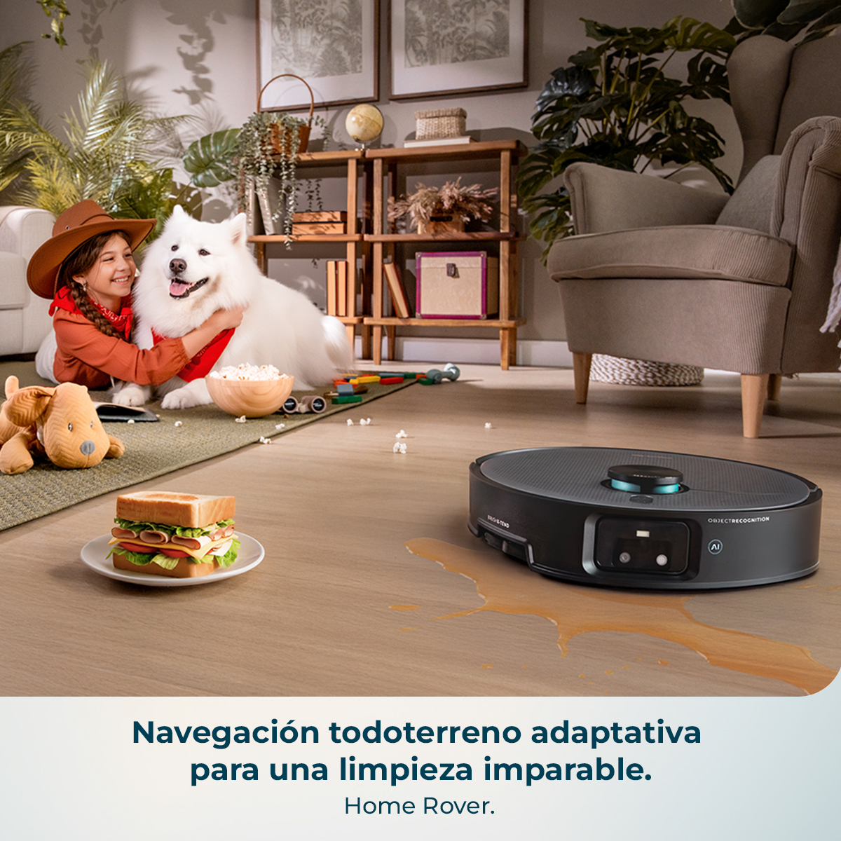 Una niña abraza a un perro blanco. Una aspiradora robótica está en el suelo cerca de líquido derramado. Un sándwich y palomitas.