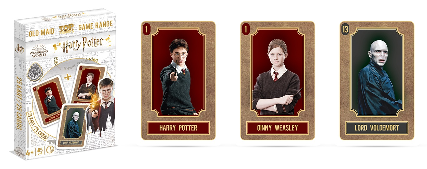 Pudełko do gry karcianej Harry Potter z obrazami Harry'ego, Ginny i Voldemorta. Na pudełku napis 'Harry Potter'.
