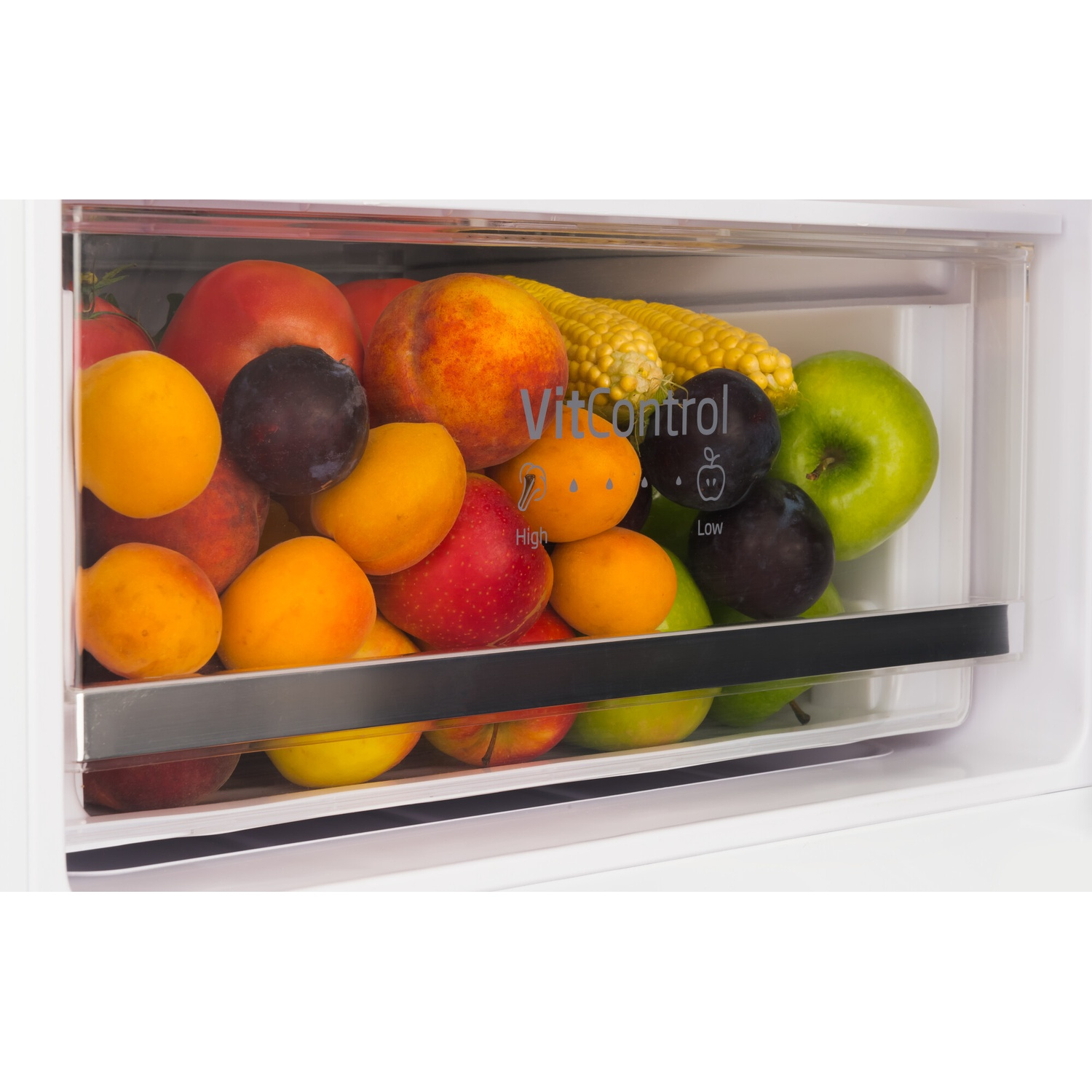 Inside a fridge drawer, various fruits: peaches, plums, apples, apricots, and corn. Labels indicate 'VitControl'.