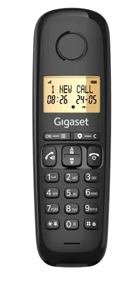 Czarny telefon Gigaset wyświetla '1 NEW CALL', godzinę i datę. Ma klawiaturę numeryczną i przyciski funkcyjne.
