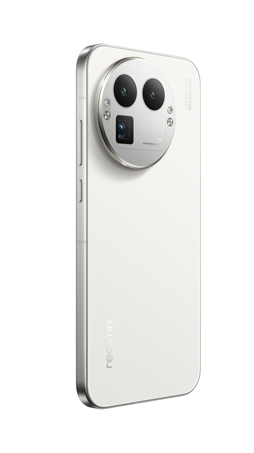 Parte trasera de smartphone blanco con módulo de cámara grande. Tiene tres lentes y el logo de Realme. Marco plateado y fondo gris.