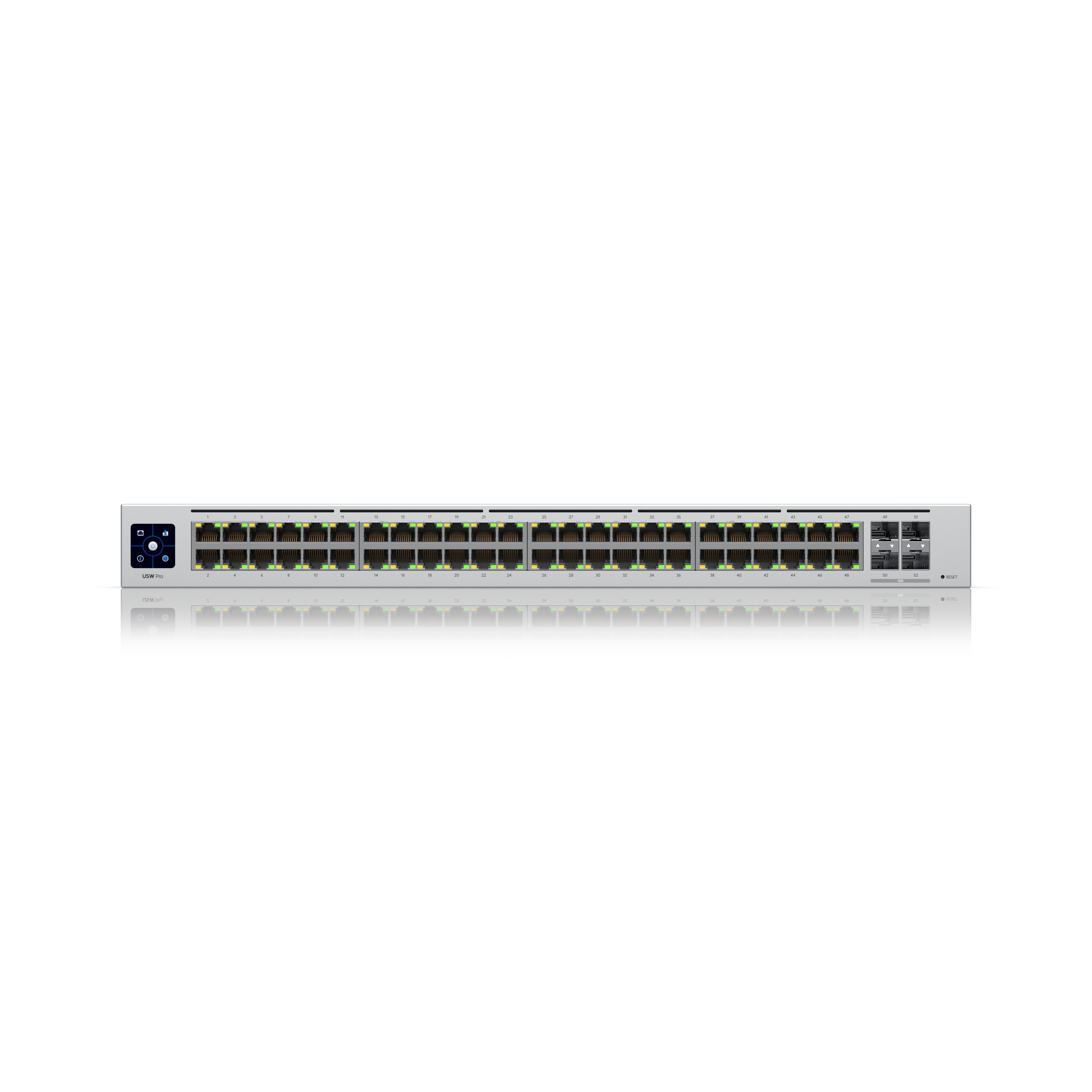 Ein silberner Netzwerk-Switch mit vielen Ports, LEDs und Beschriftungen, vor schwarzem Hintergrund.